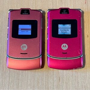 Lot Of 2 Motorola RAZR V3/M Pink Flip Phones Turn On “UNTESTED”No Charger Read!
